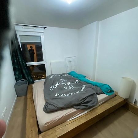 Super Chambre Avec Salle De Bain Courcouronnes Exterior foto